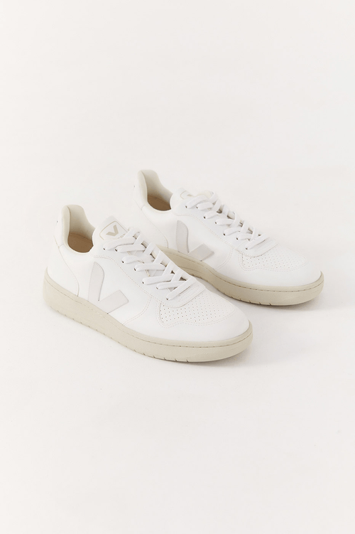 Vert Full White Sneakers