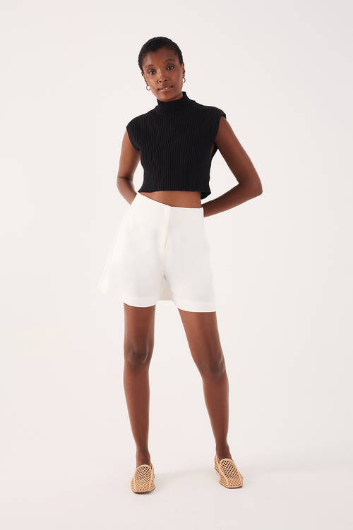 Pleated Linen Bermuda Shorts