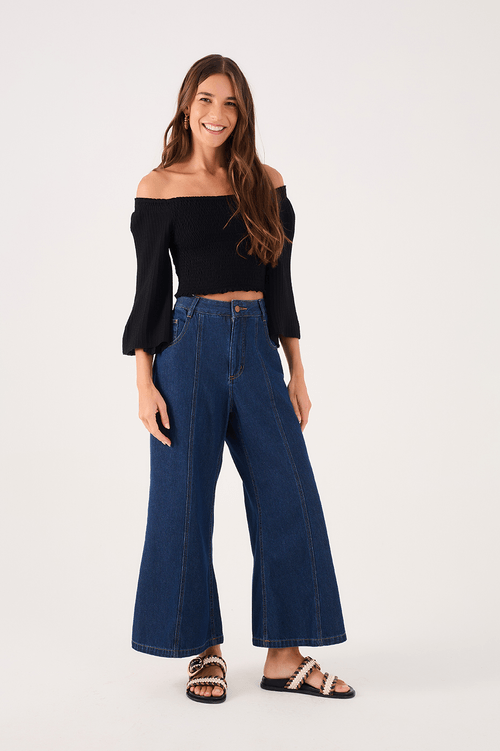 Cropped Jeans with Stitching