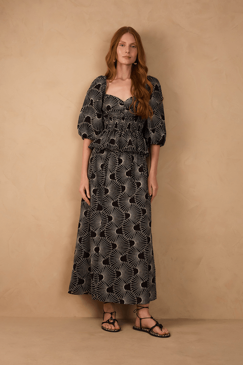 Cropped Skirt with Waves Embroidery