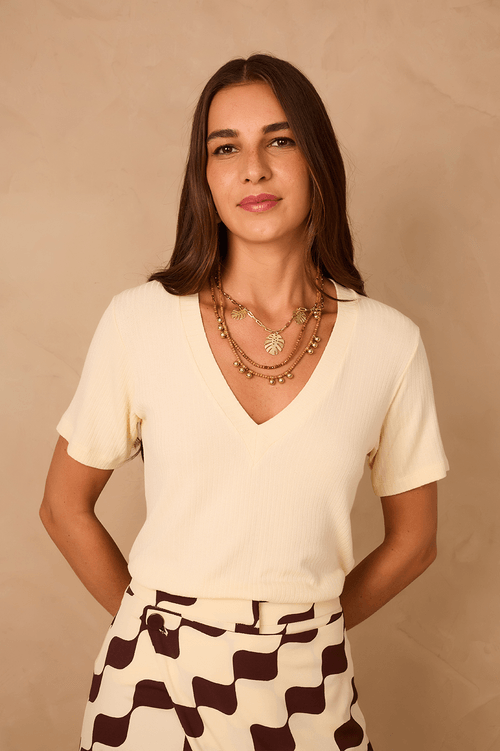 Basic V-neck T-shirt