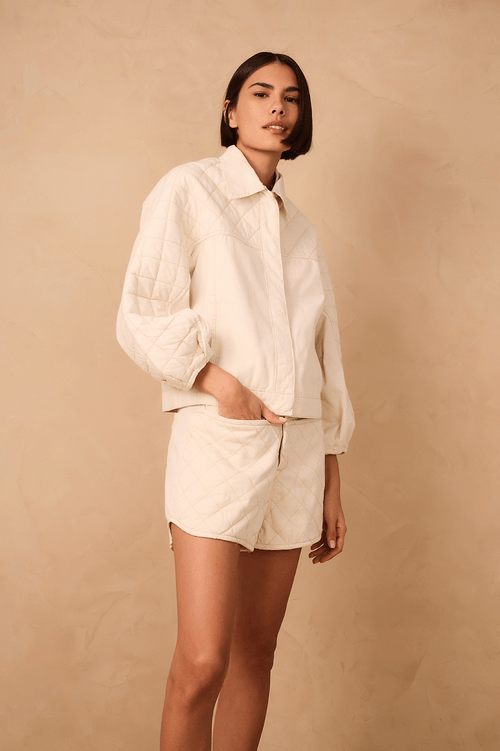Short Series Linen Quilted